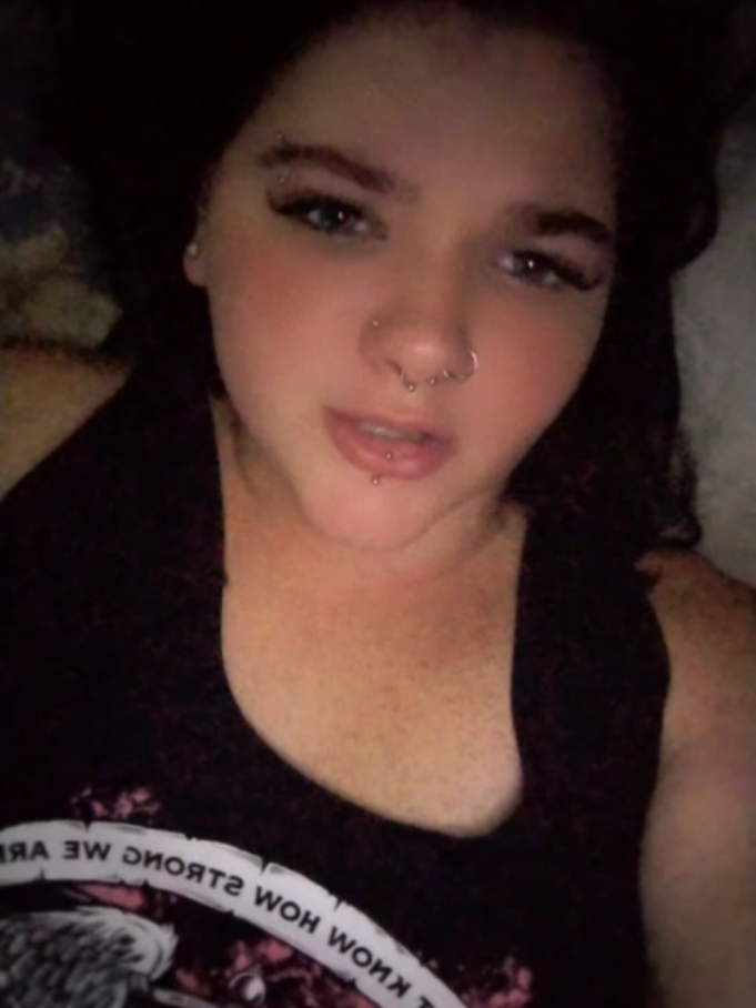 @Emily🖤