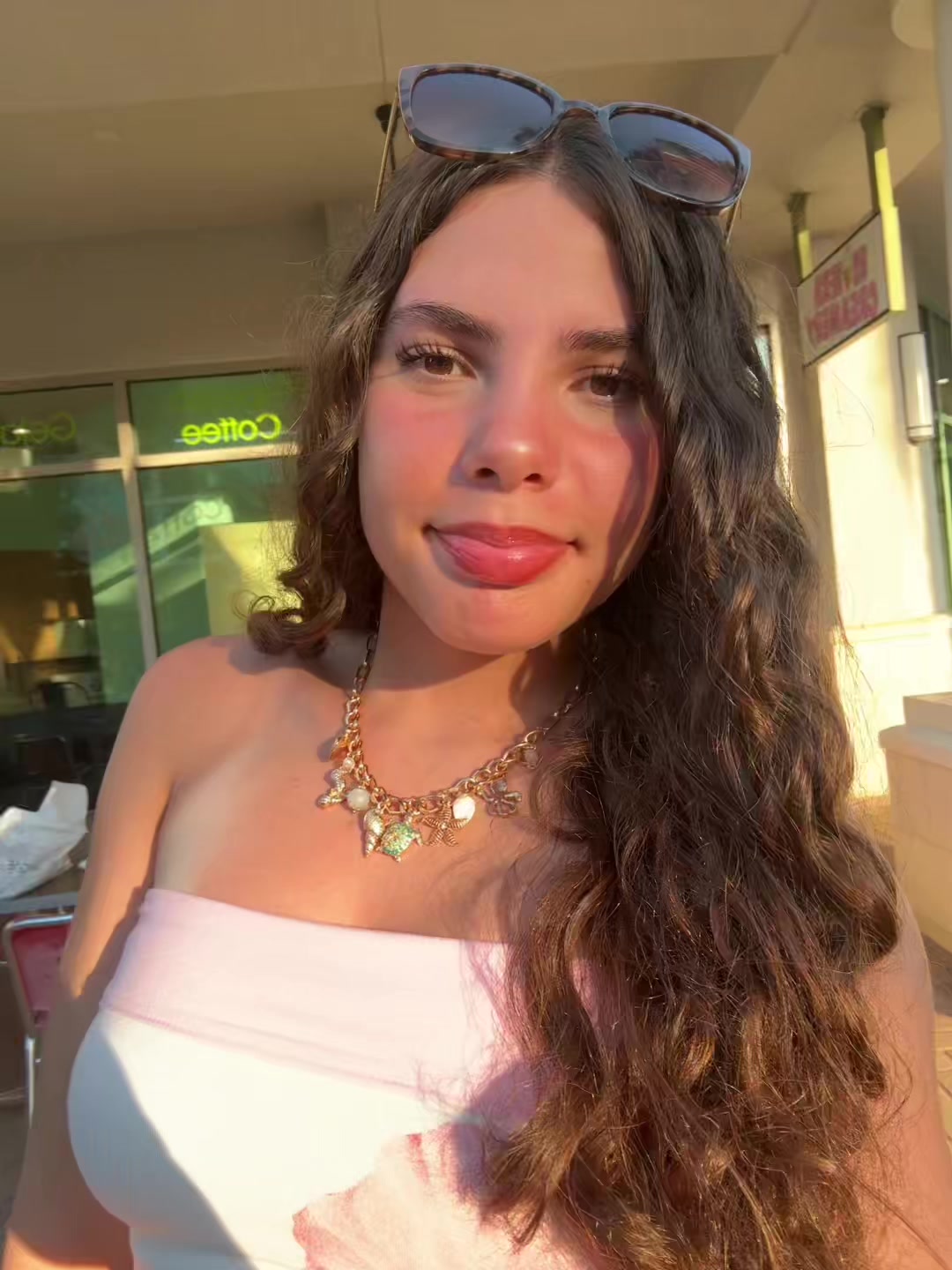 @lucia._.pt2