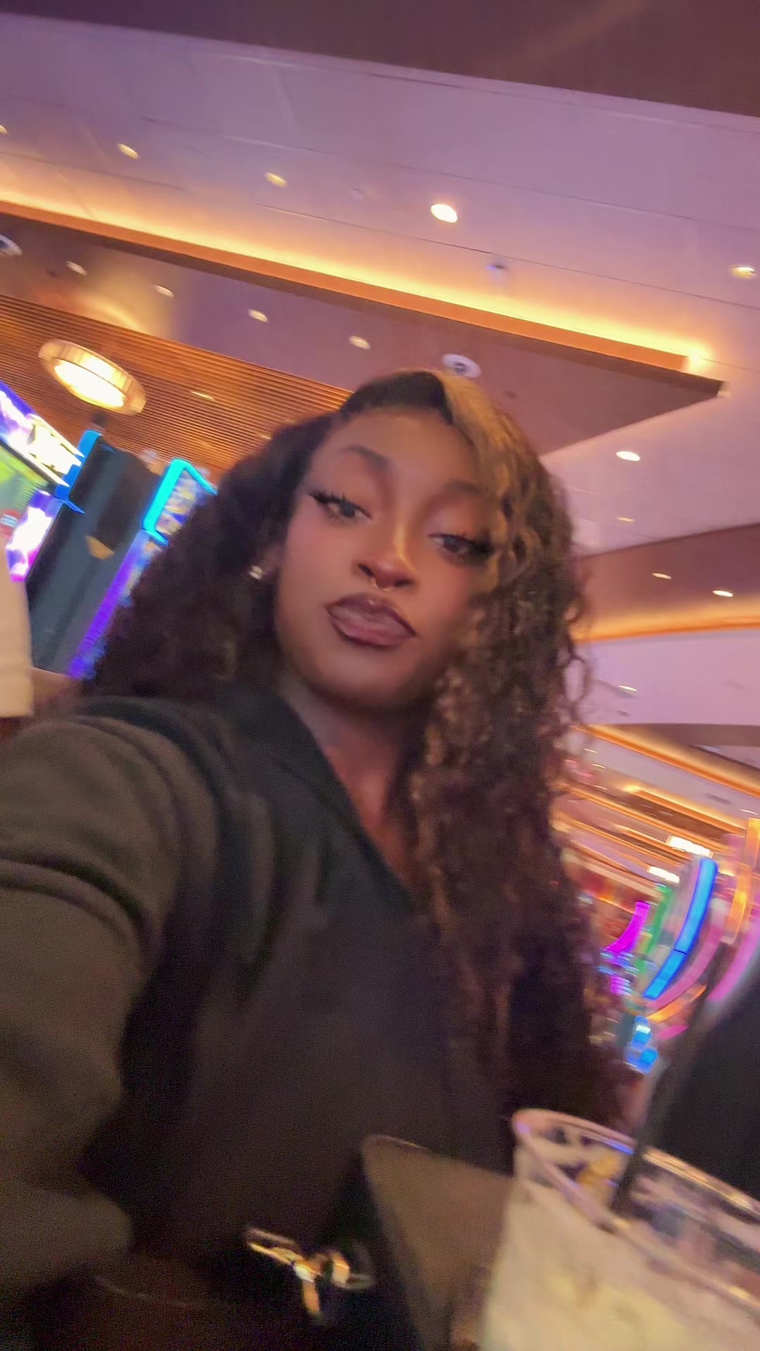 @La'Nae Bae