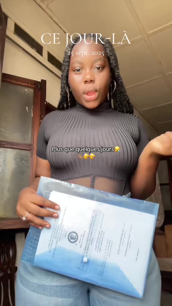 @APOUTSHOU🤍