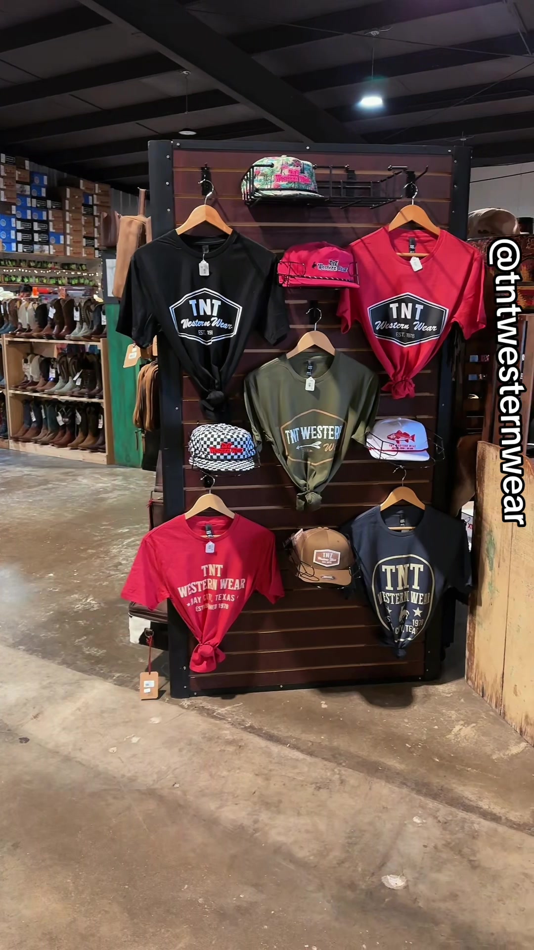@TNT Western Wear// Bay City,Tx