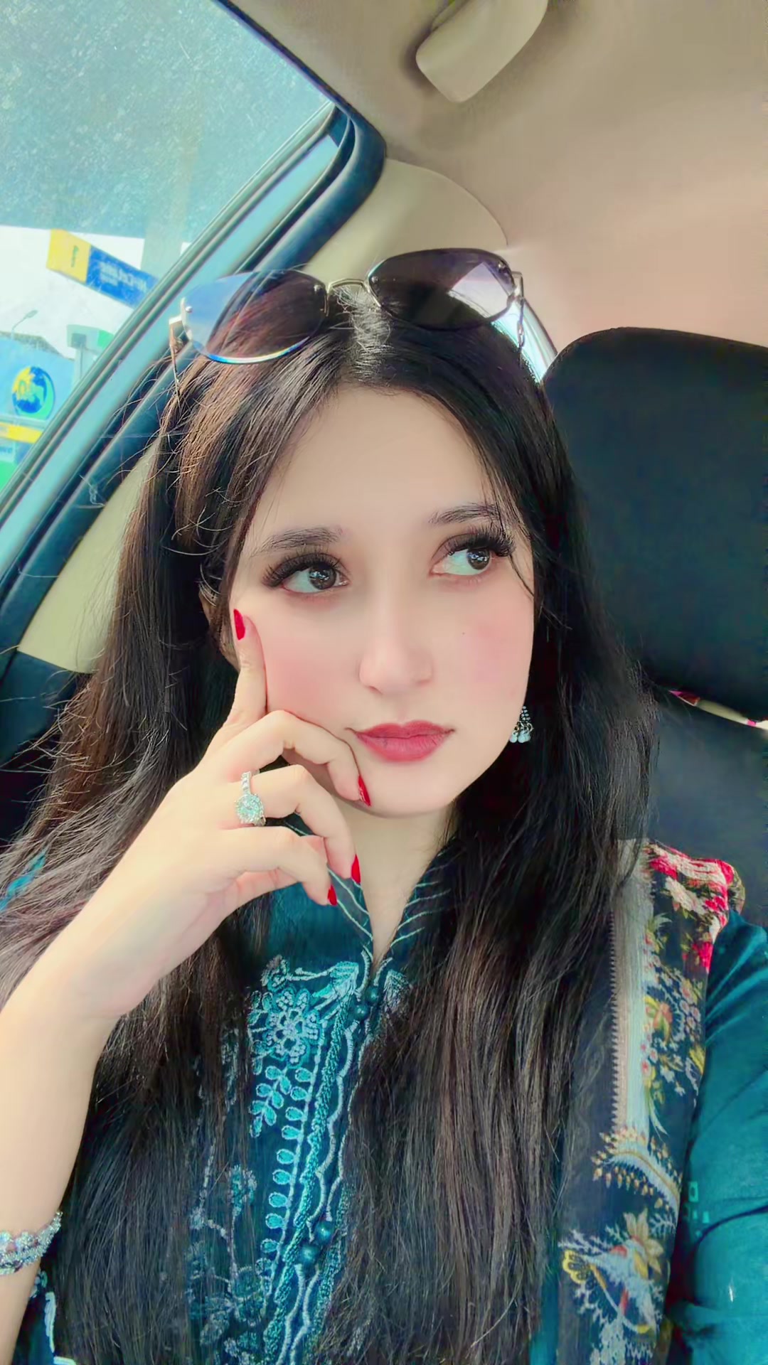 @Momalzzz