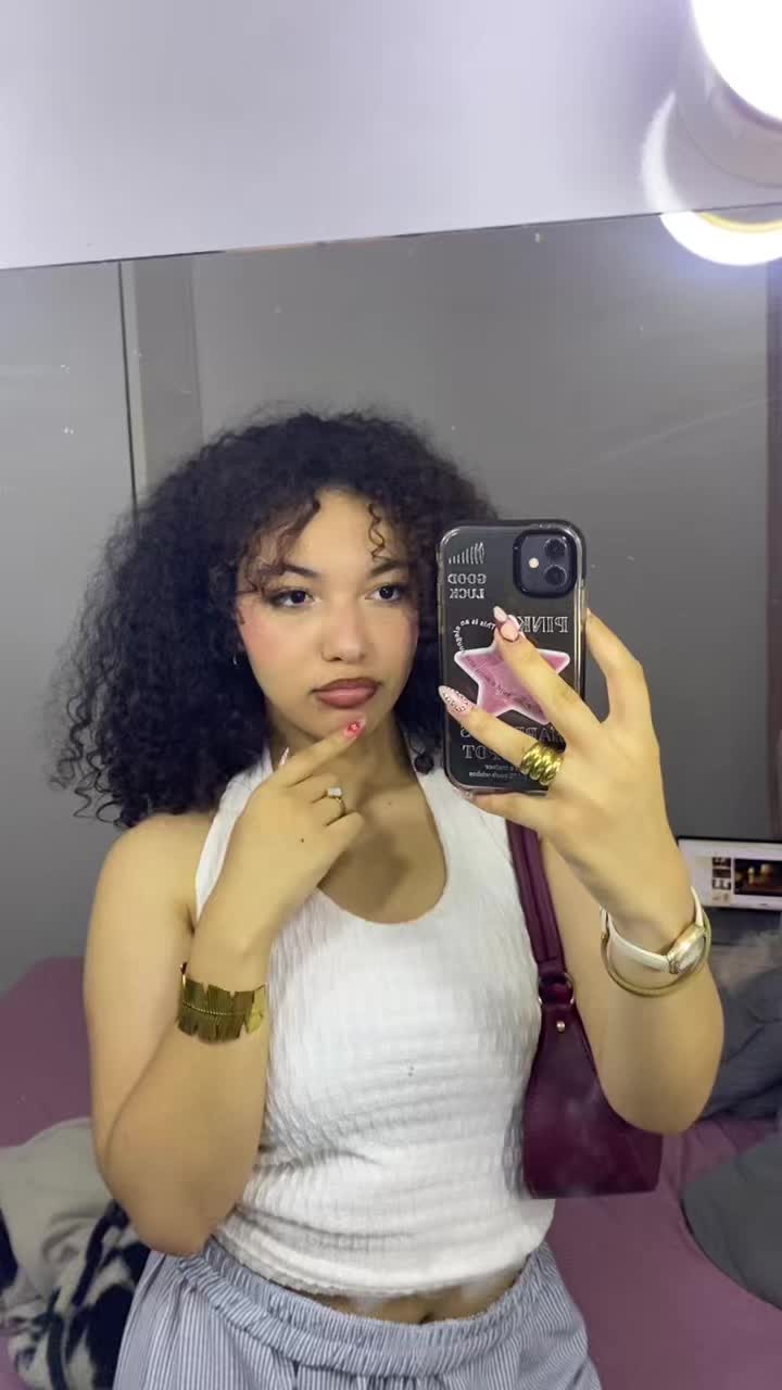 @Khxoxo