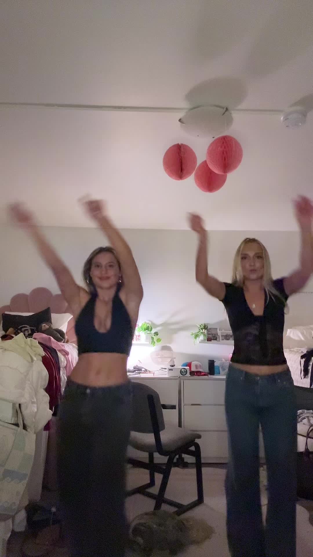 @scarlettmichaela