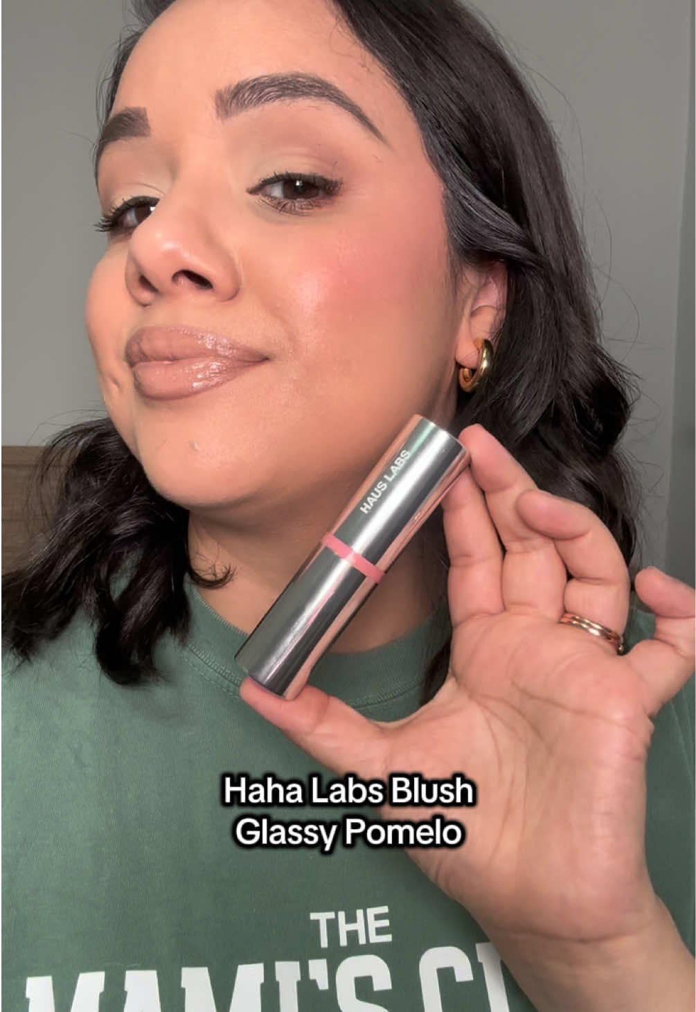 @Xochitl | Latina Creator