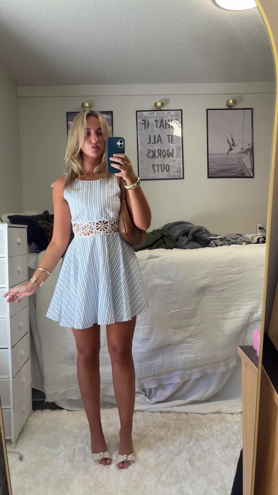 @hello
