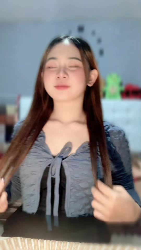 @Dindalestariii