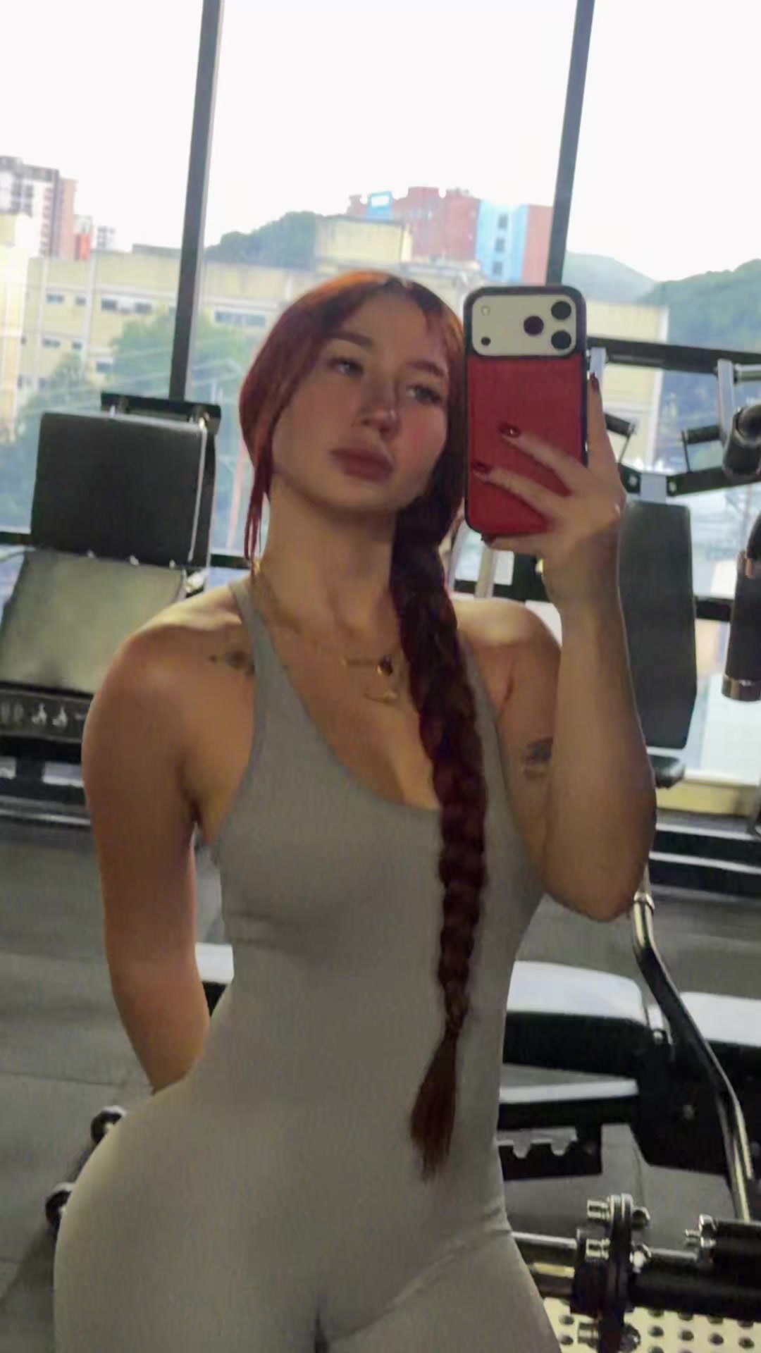 @Sara Montes👩🏻🦰