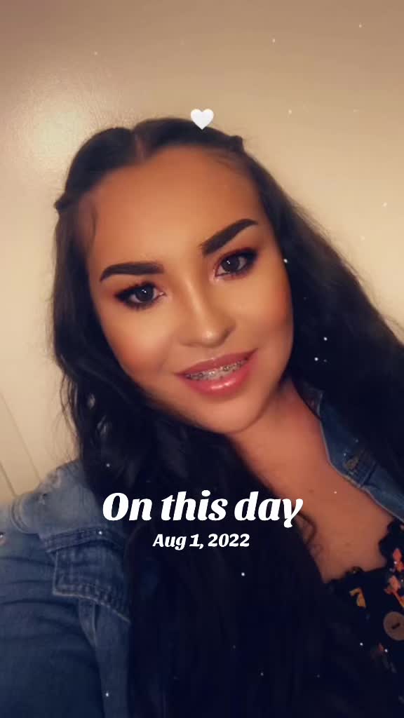 @selinarose95