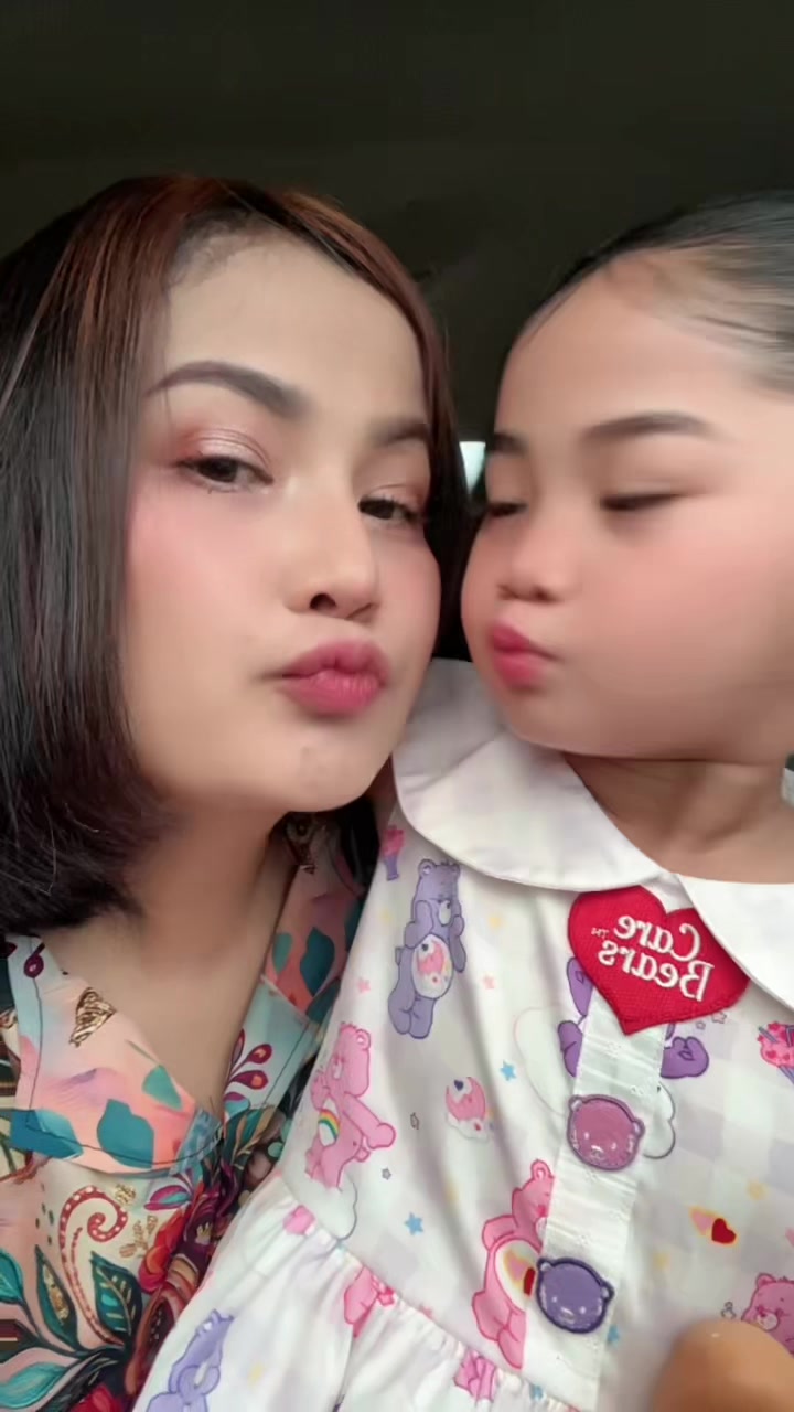 @หม่าม๊าบีน้องลูกจันรีวิว