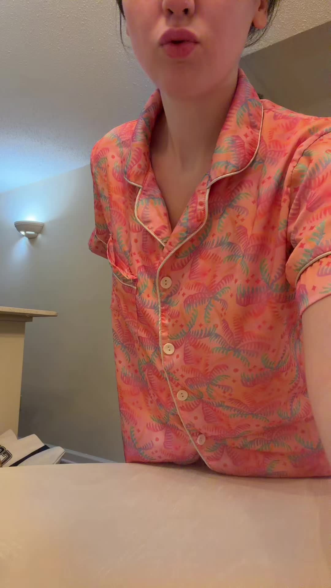 @lg32000
