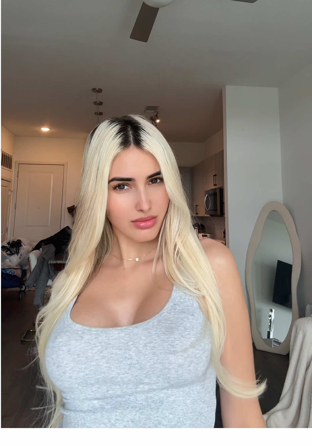 @mel_