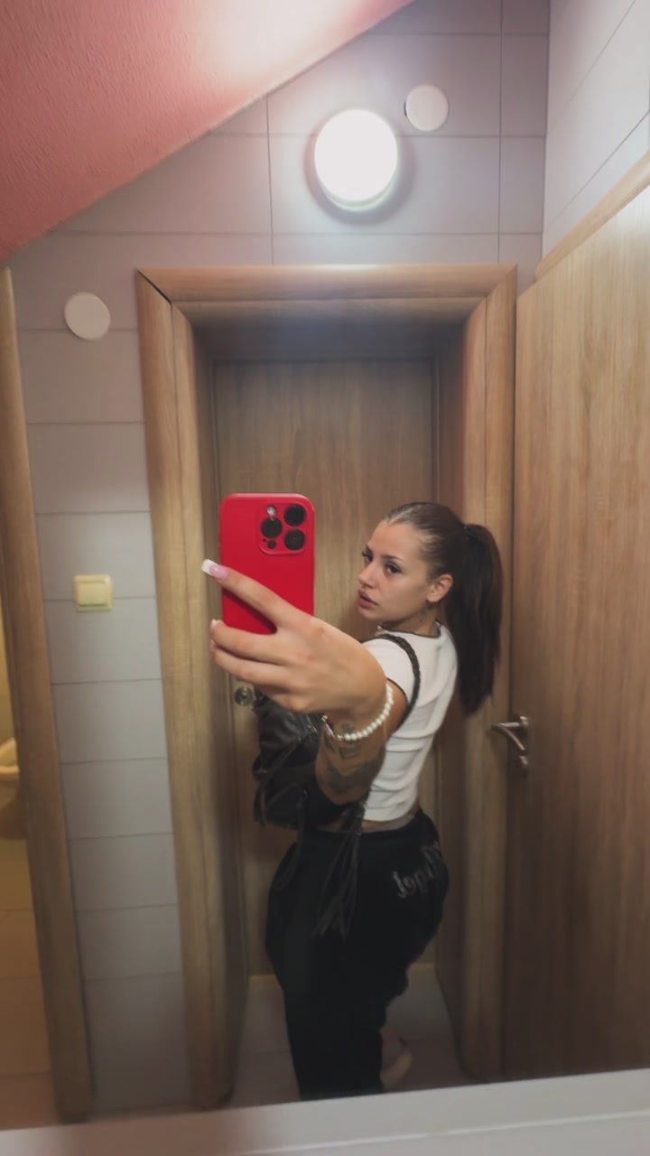 @hanahuskic