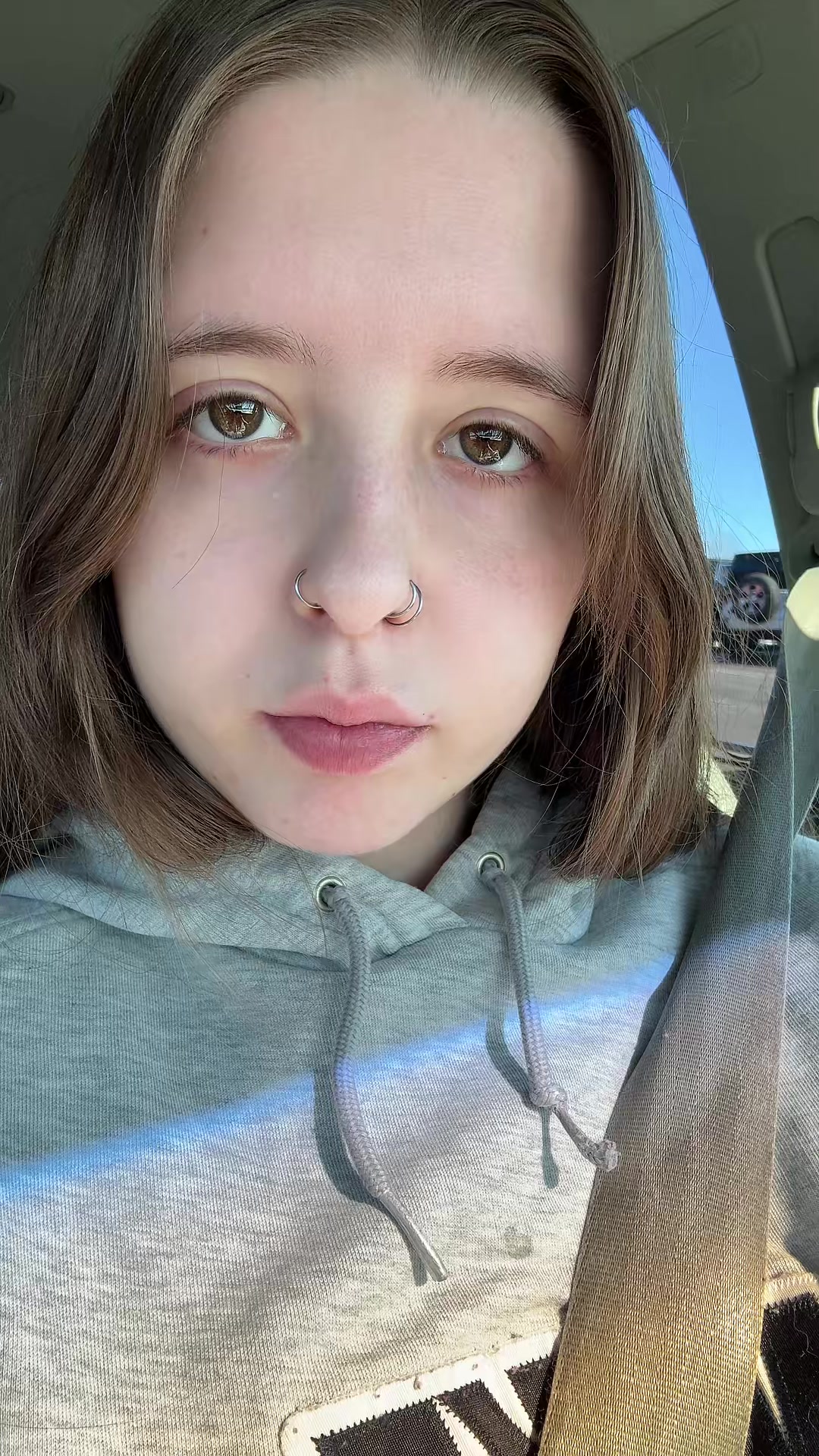 @<3