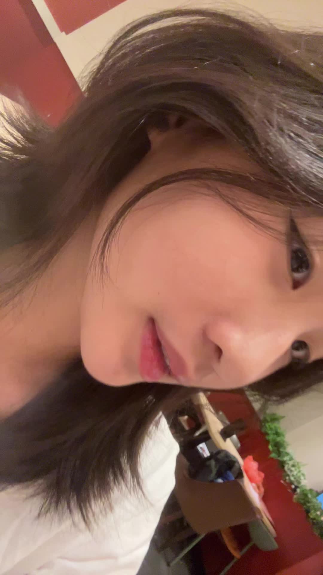 @nicole