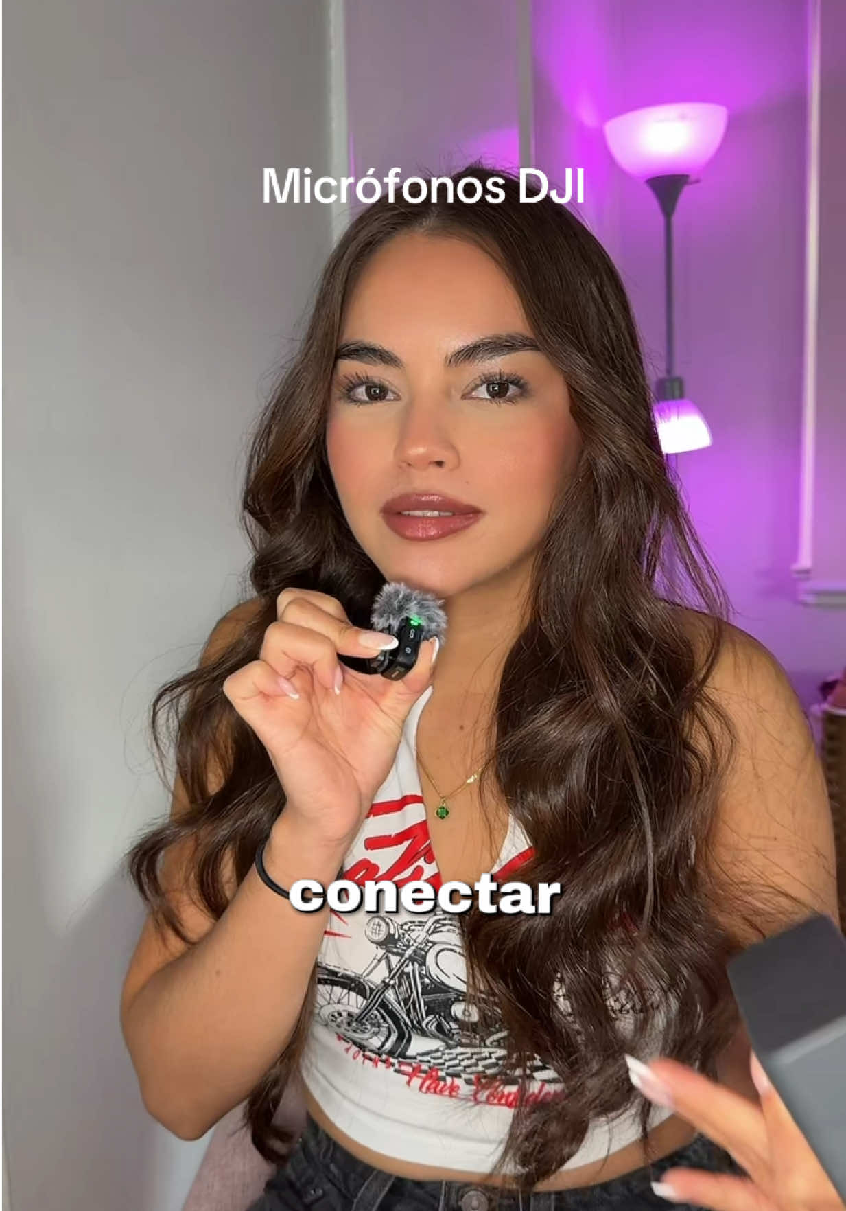 @Camila