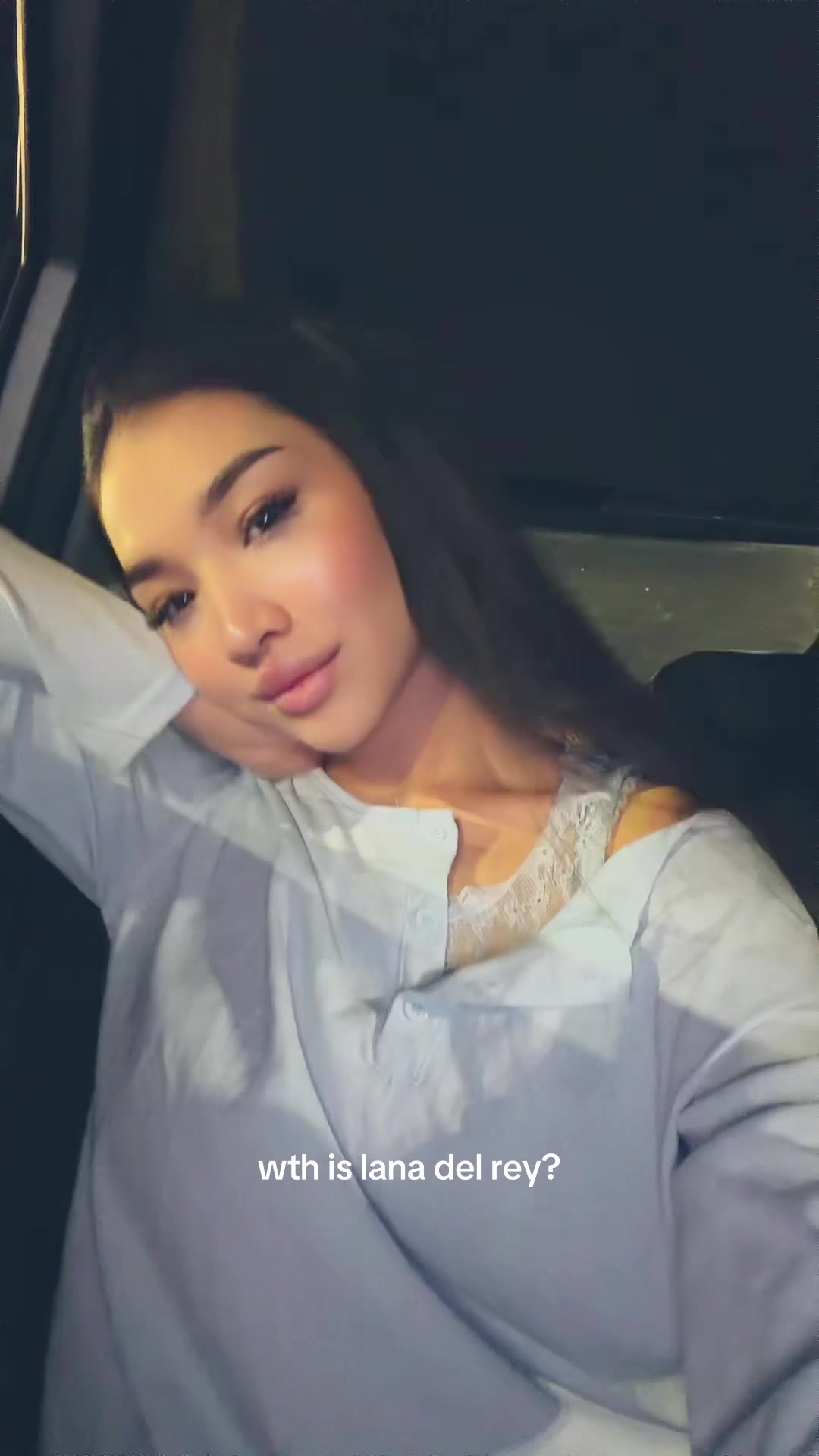 @_itsademi