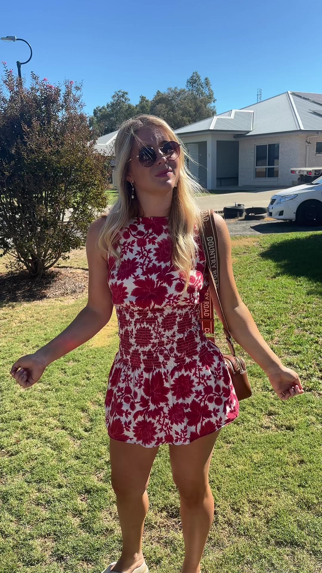 @Lara