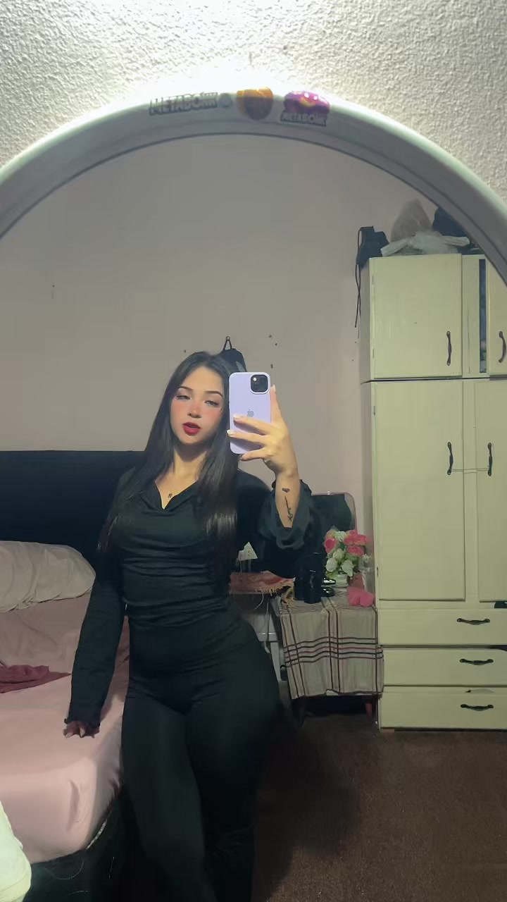 @Natasha_Elizabeth1