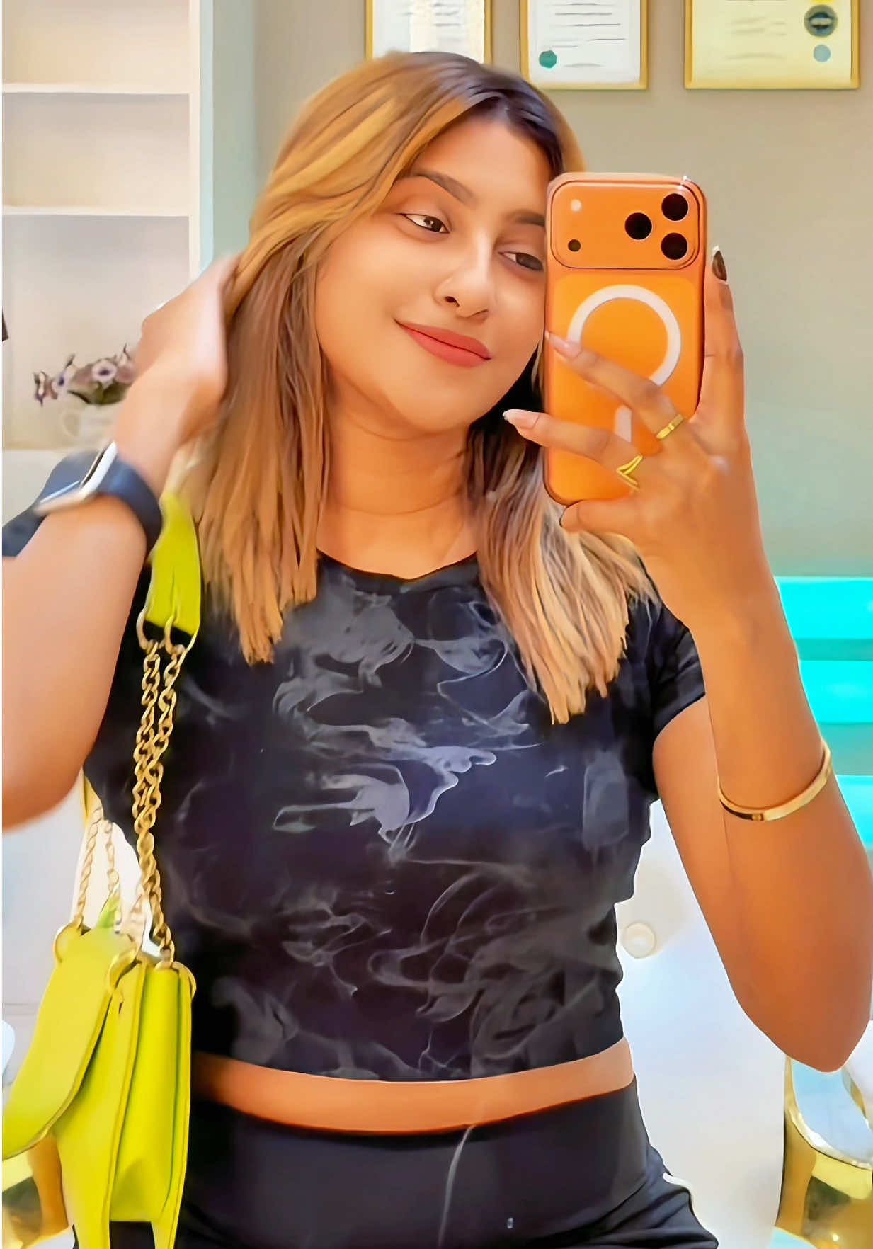 @rashi Fernando 🌻 🇱🇰📍 🇧🇭