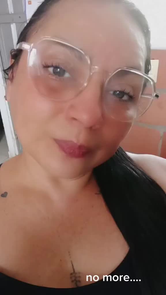 @Sami en TikTok 🇨🇴👑🌸🌼💜