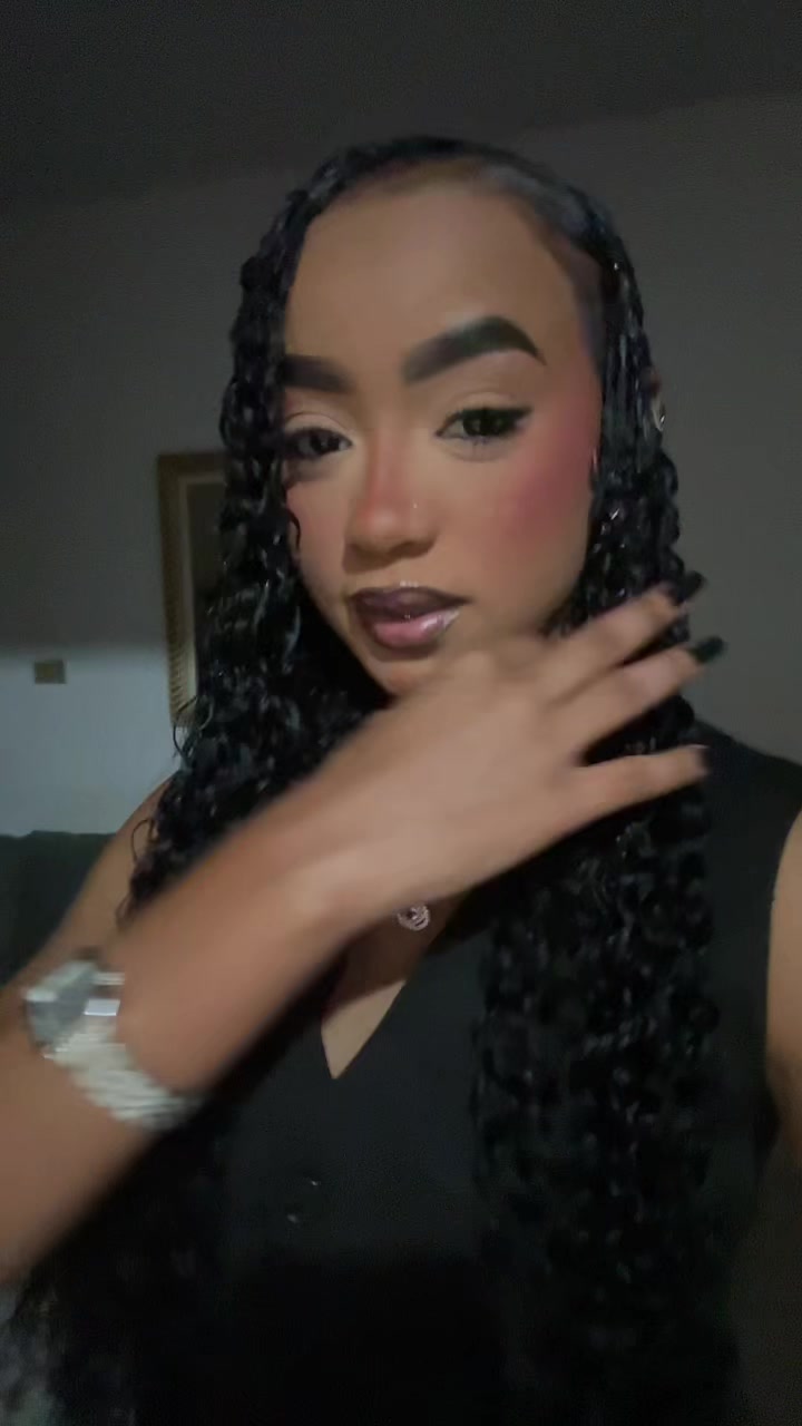 @x_clara4