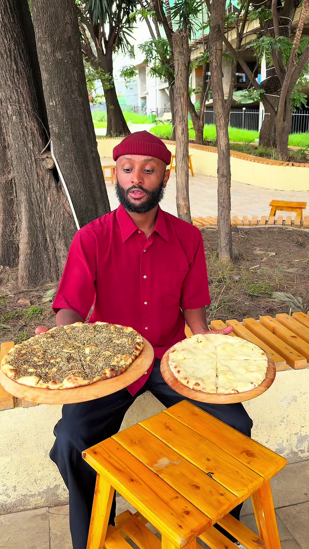 @ኤላ Review