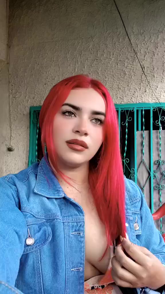 @britneymacias