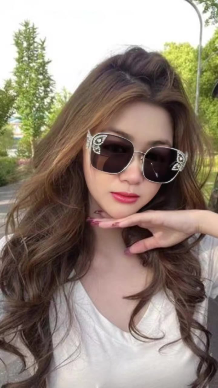 @Della💞