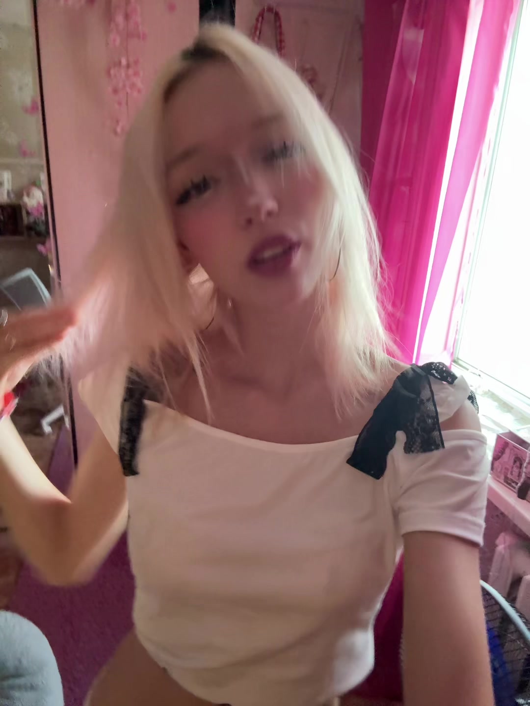 @anya