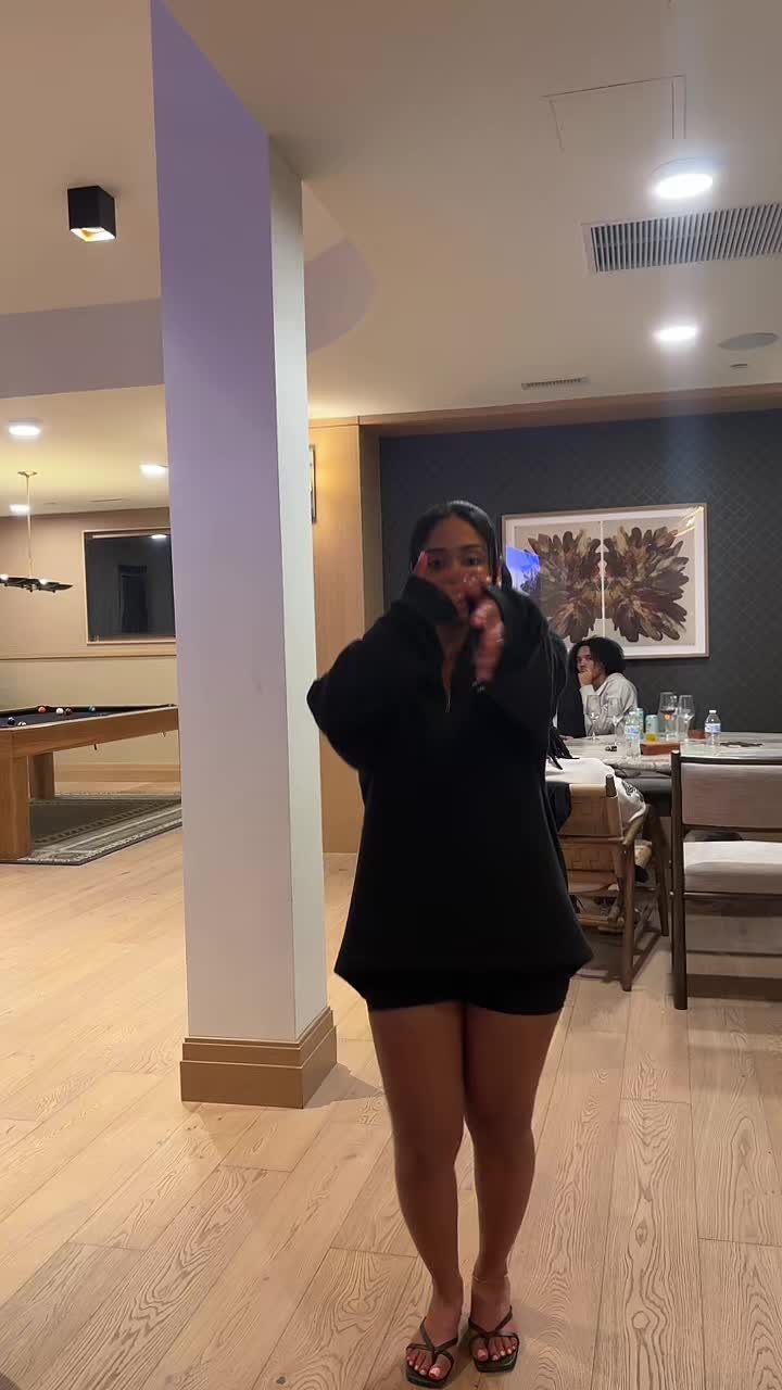 @Kiara