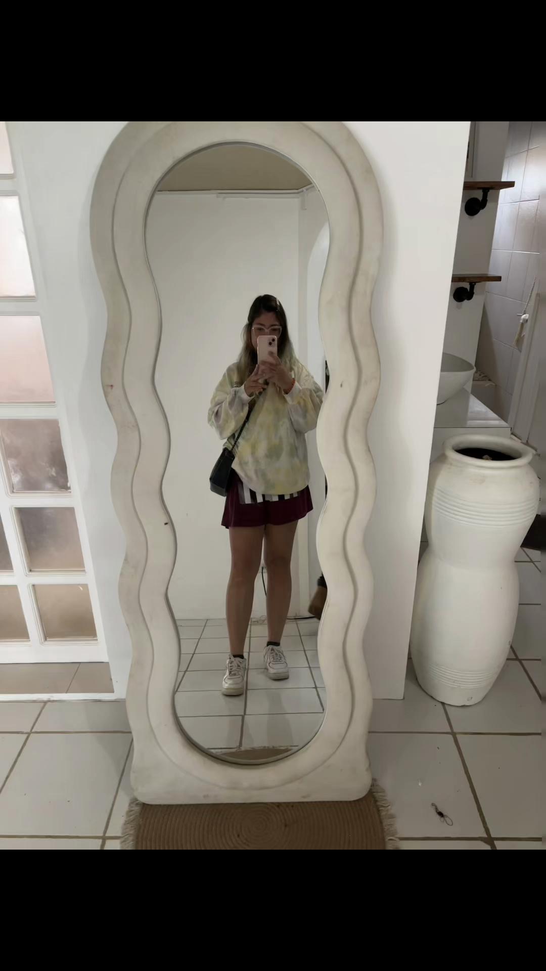 @megylerious