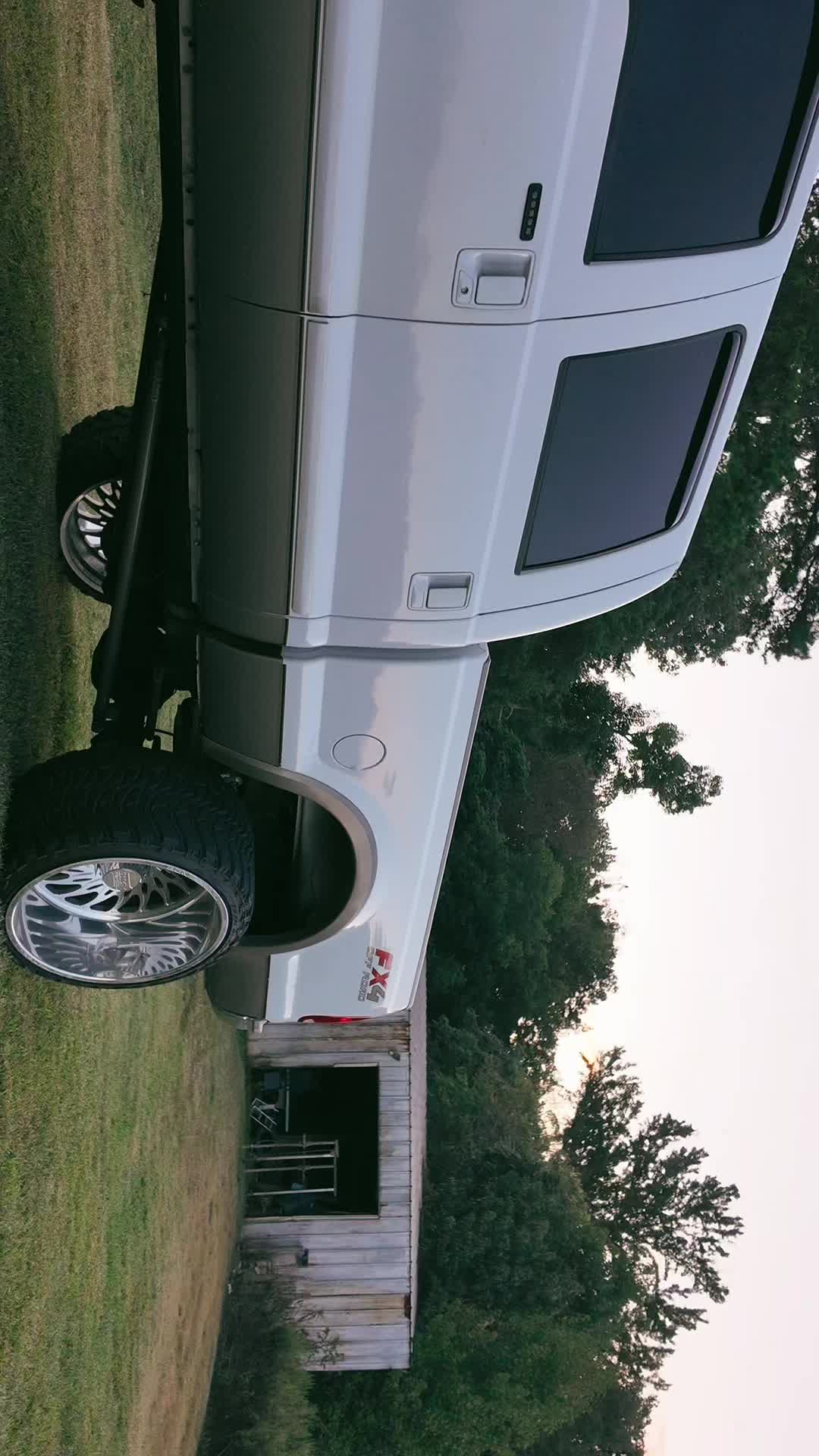 @MobShitMedia