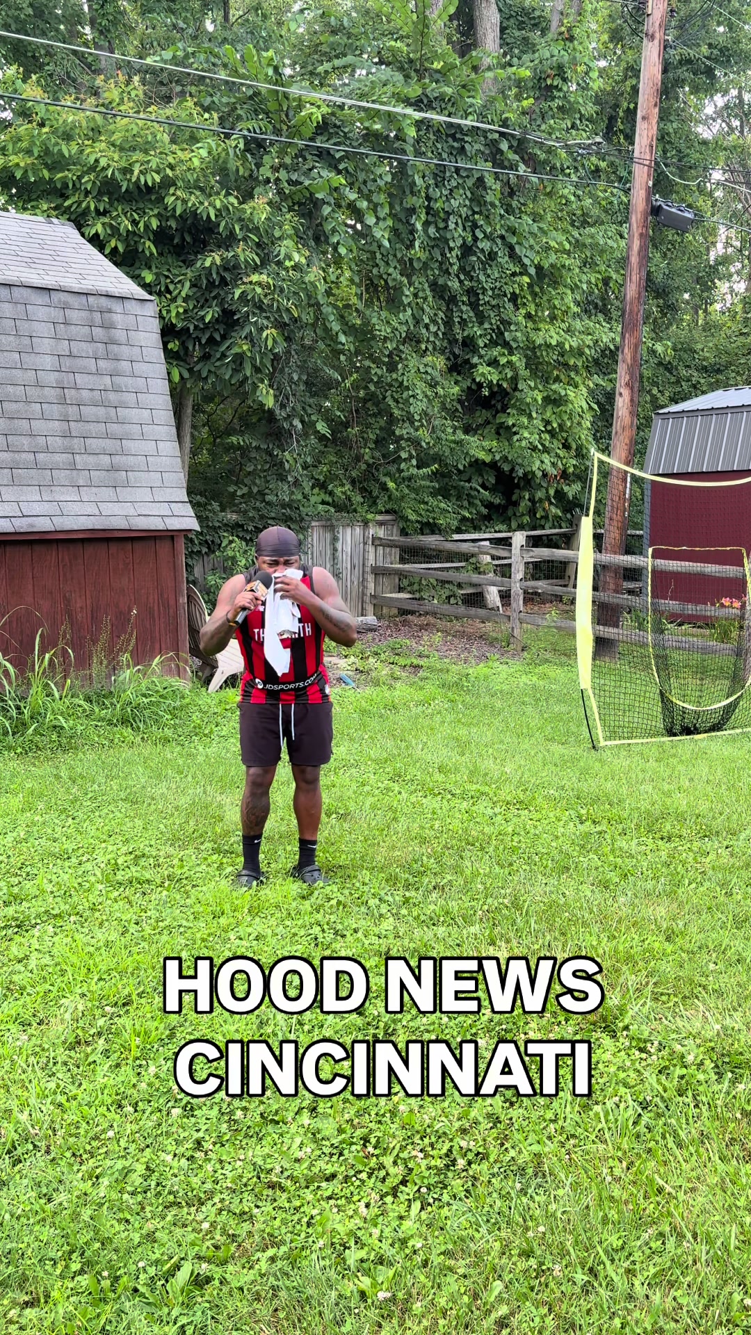 @Hood News