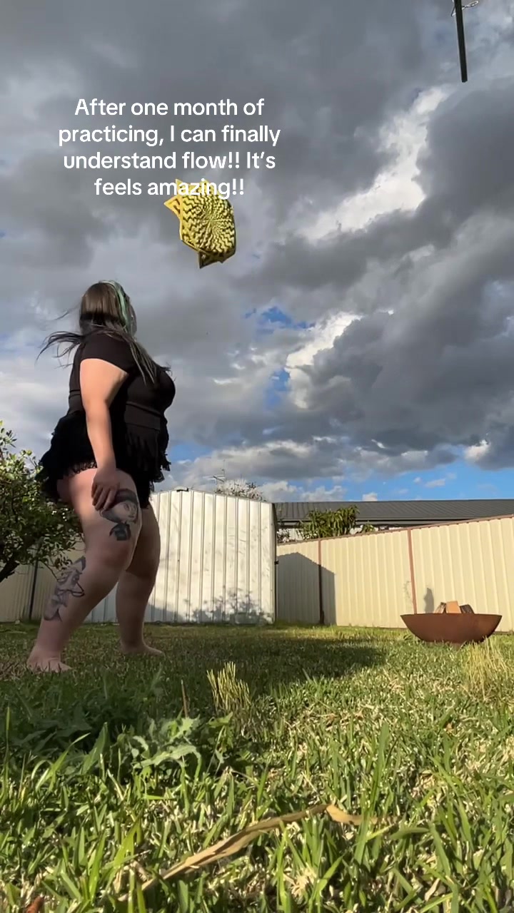 @froggoth_