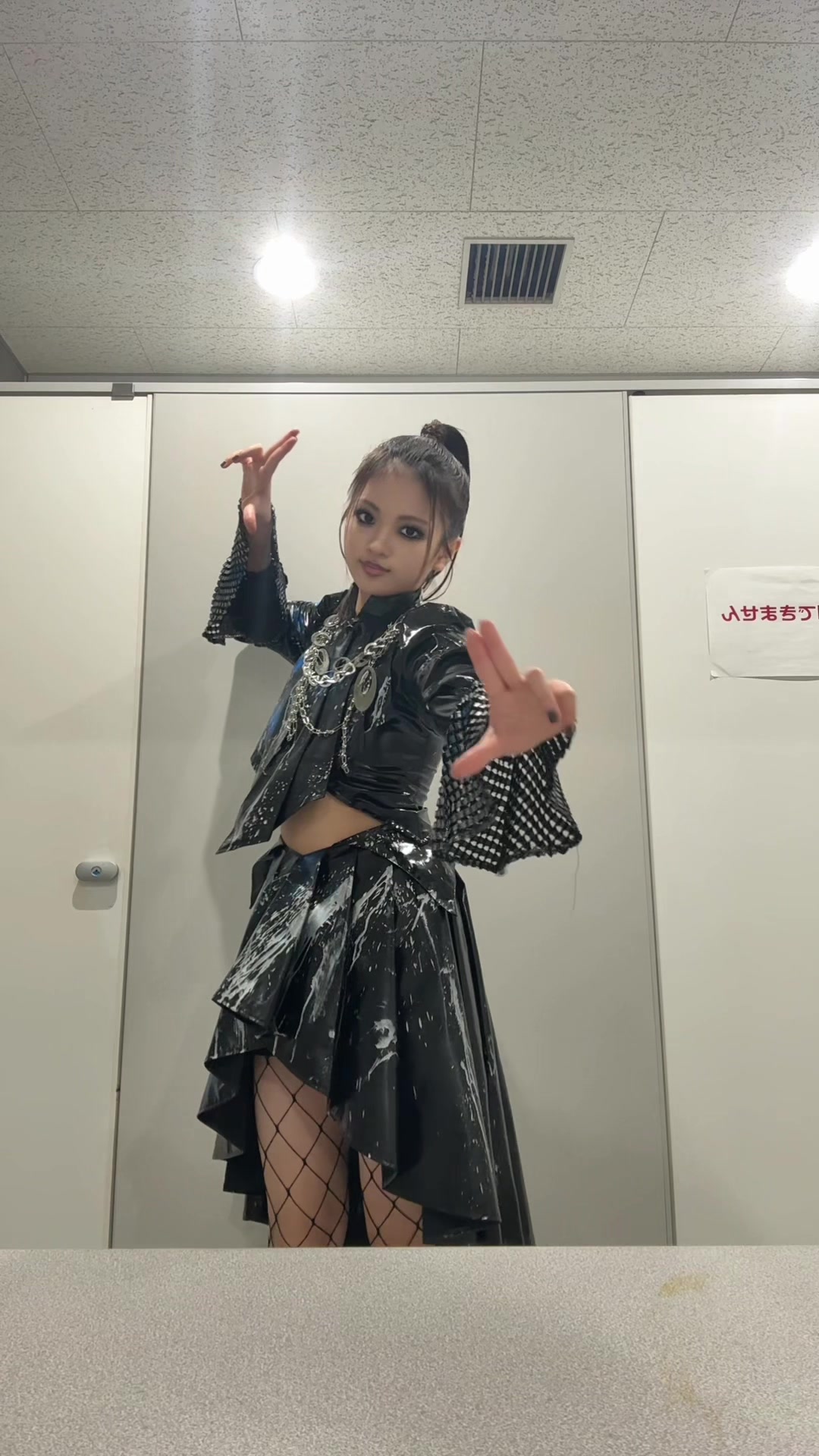 @HEROINE CIRCUS（ヒロインサーカス）