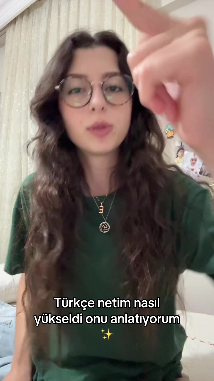 @Açelya~