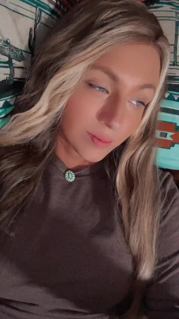 @_Whiskey_KindaGirl