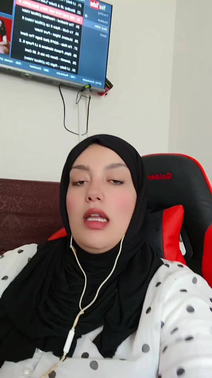 @مروة (وزيرة السعادة)🇩🇿