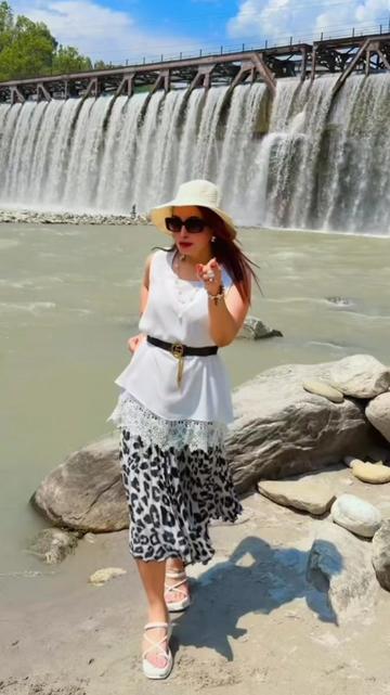 @💎Queen👸chandani2426💎
