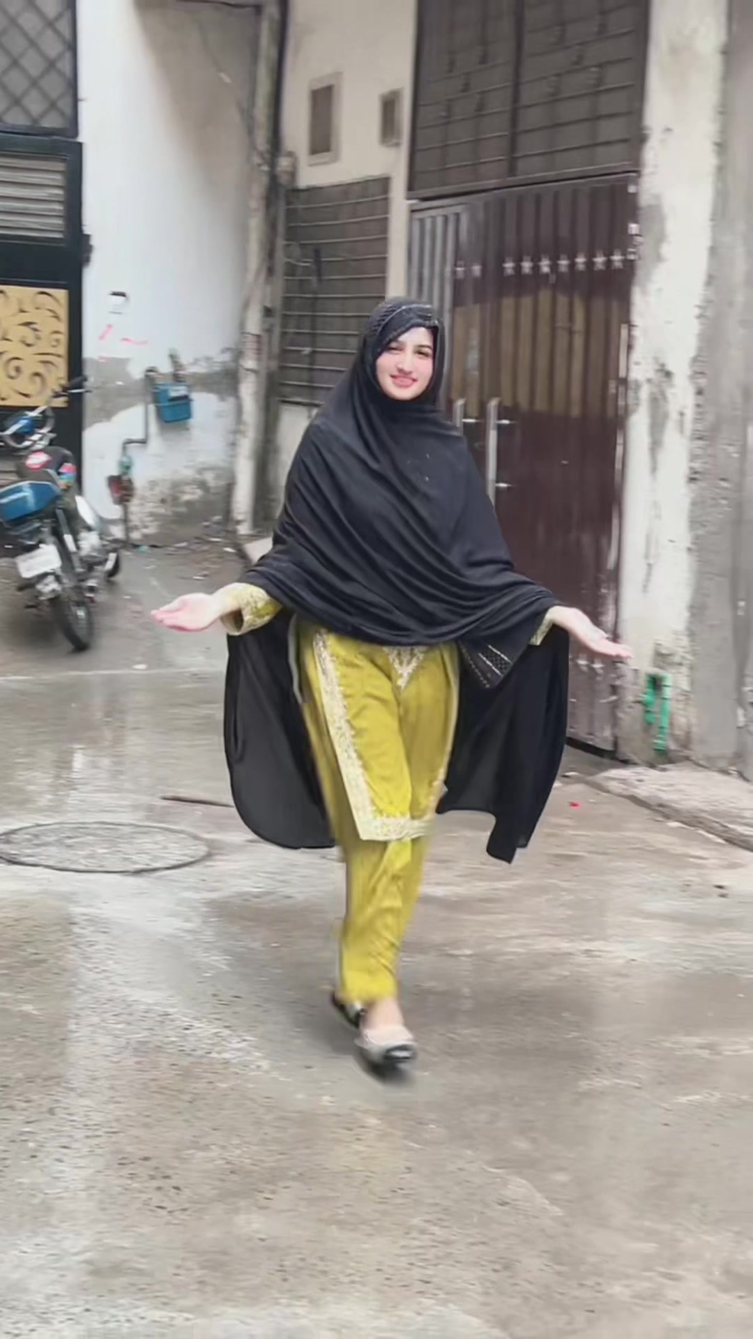 @Muneeba khan