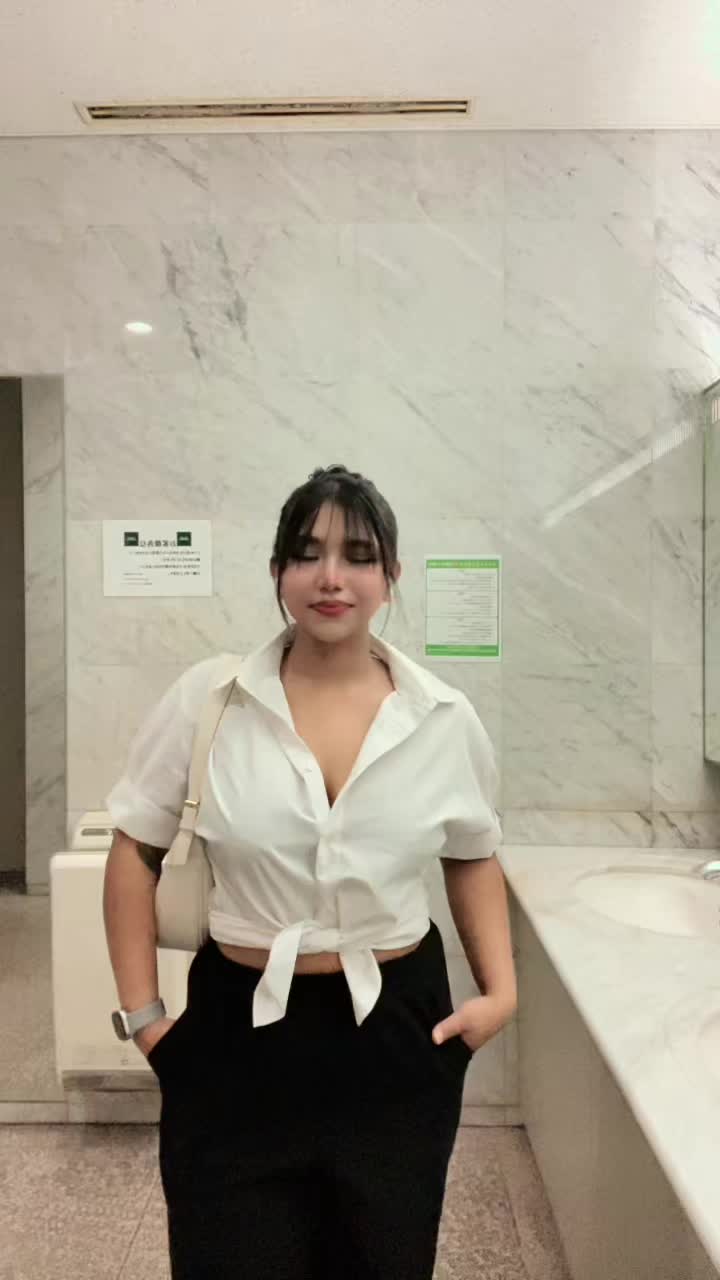 @Smriti🧚