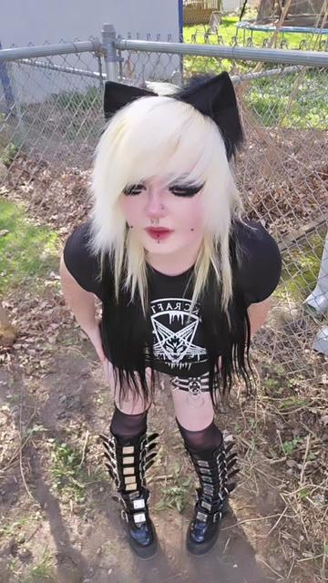 @Graveyardbabe1031