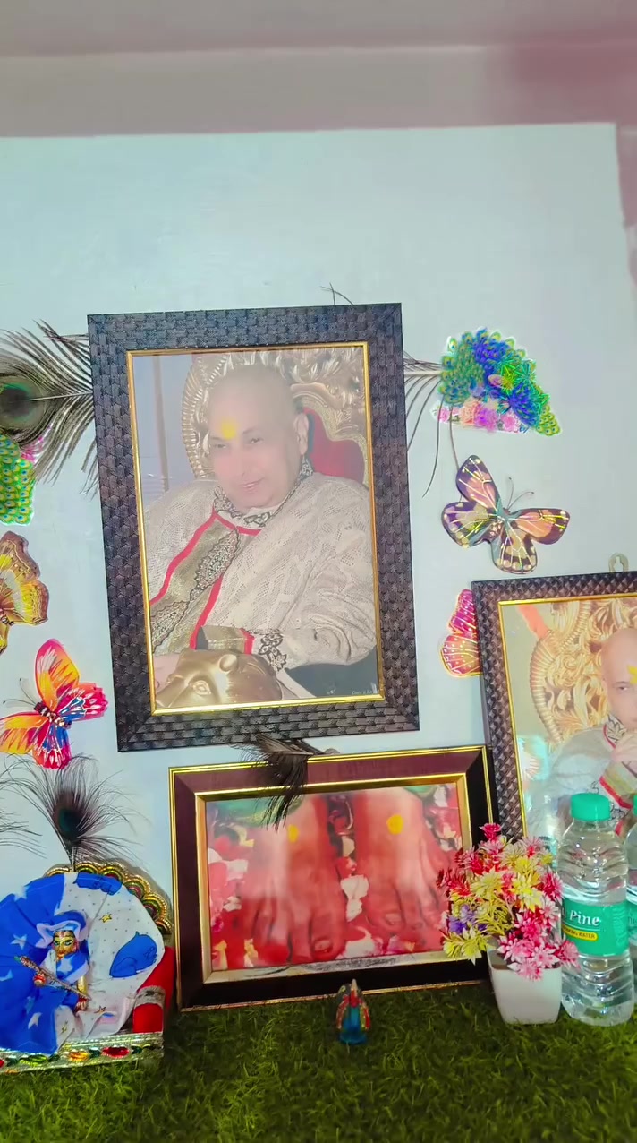 @𝓐𝓼𝓱𝔀𝓪𝓷𝓲 𝓽𝓱𝓪𝓴𝓾𝓻
