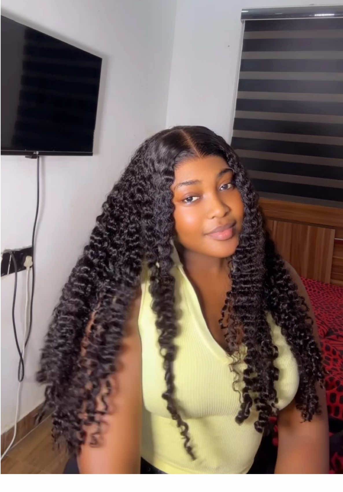 @HAIRBYGLORY (HAIR BRAND)