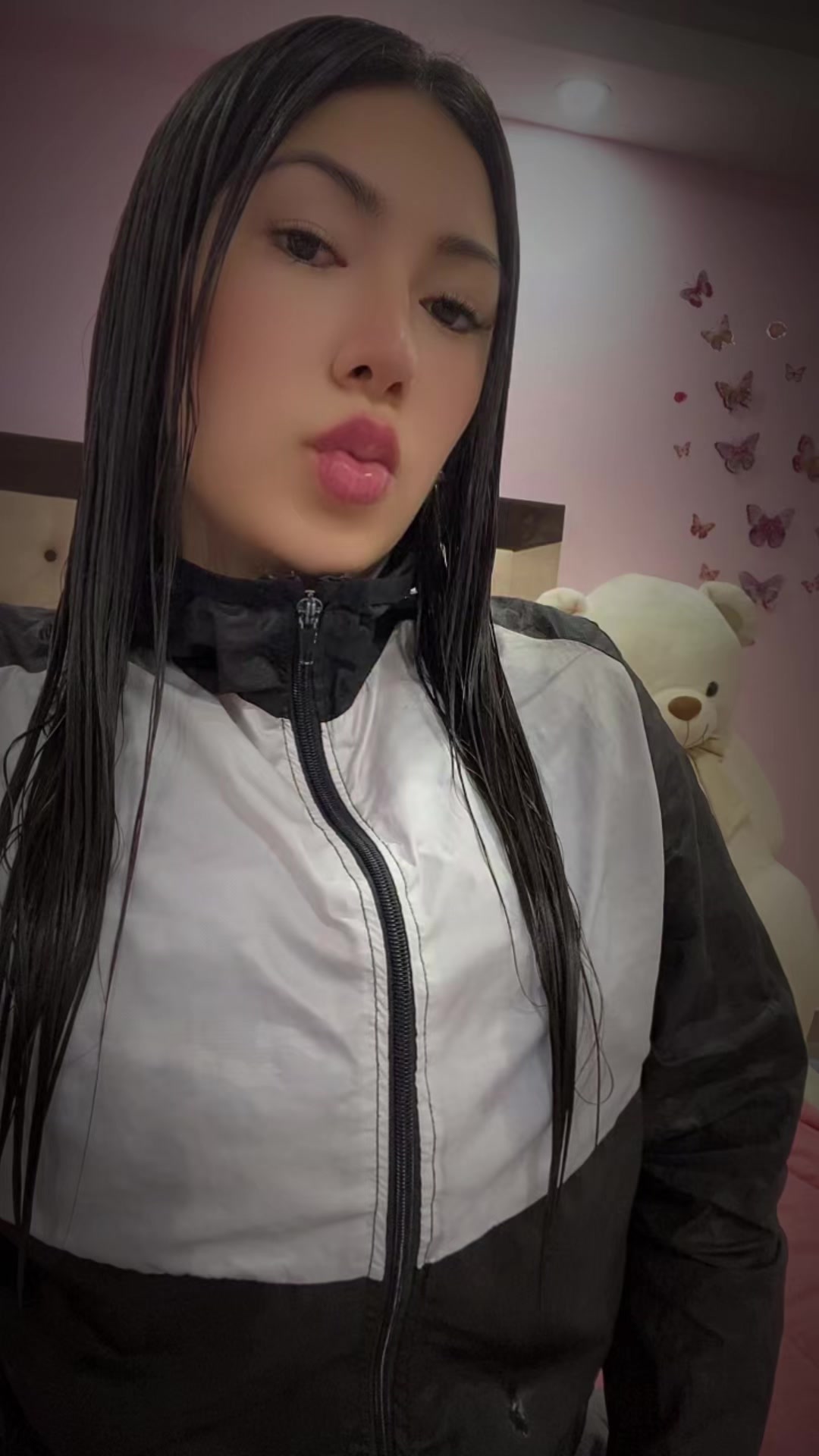 @KATERIN ๐๐ฆ