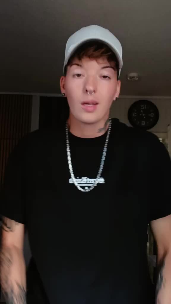 @Kingslowly