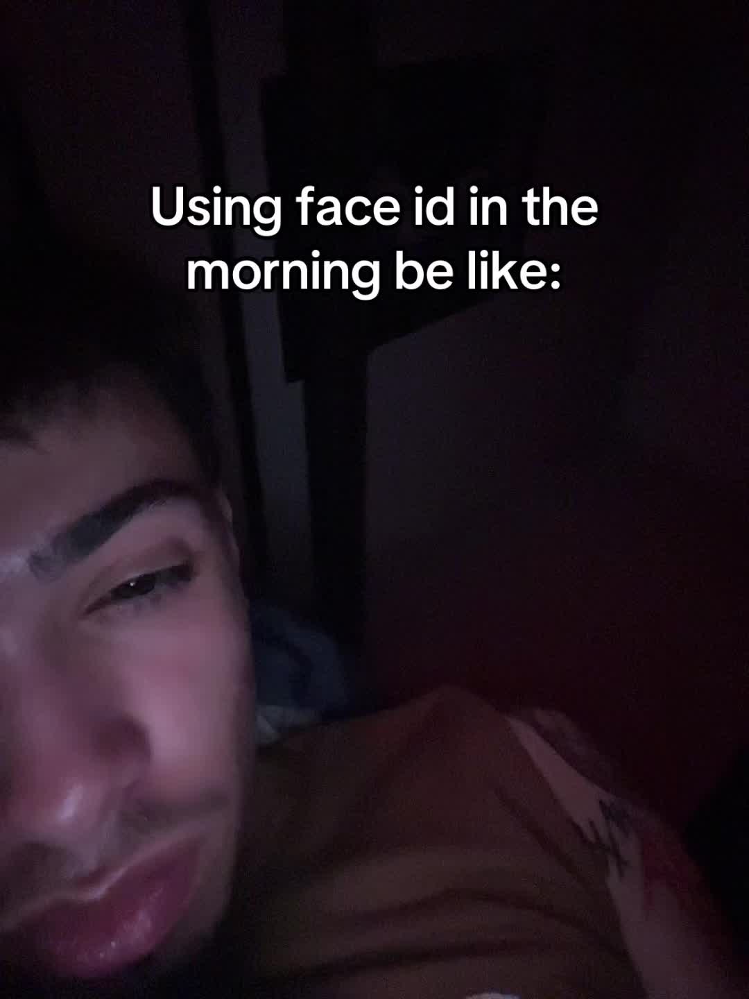 @￼