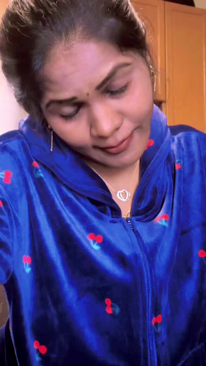 @GaYaThRI❤️ MaNiKAnDaN ❤️🇨🇦☃️