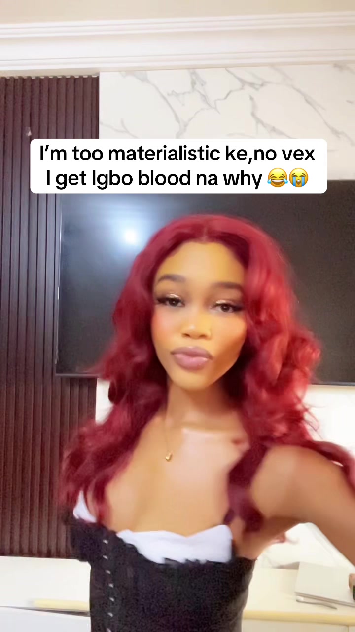 @Favee🦋